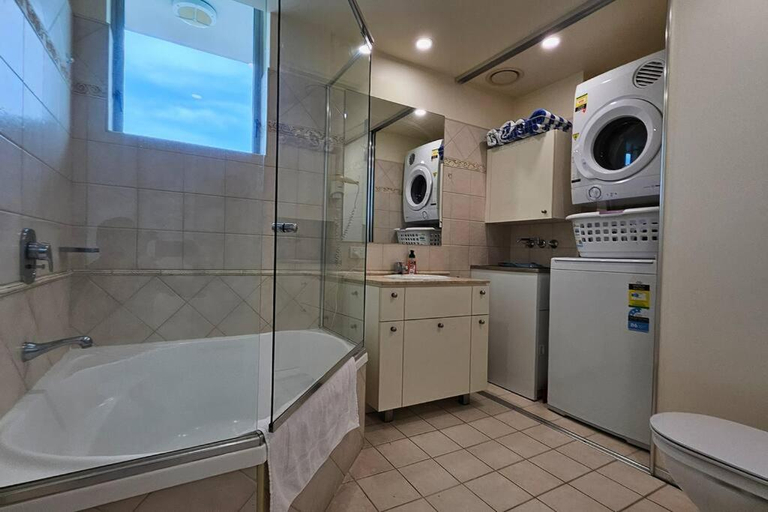 Bedroom 4, Waterfront Sub-Penthouse Apartment in City Centre, Cairns