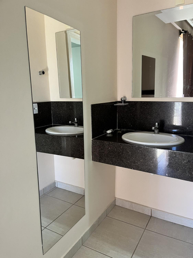 Bathroom 3, Tropical Palace Hotel, Lavras