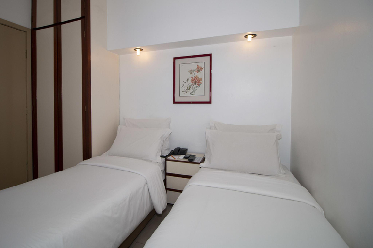 Bedroom 12