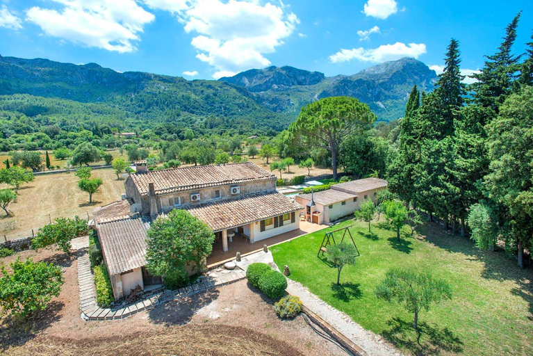 Facilities 5, Camp dAvall, Baleares