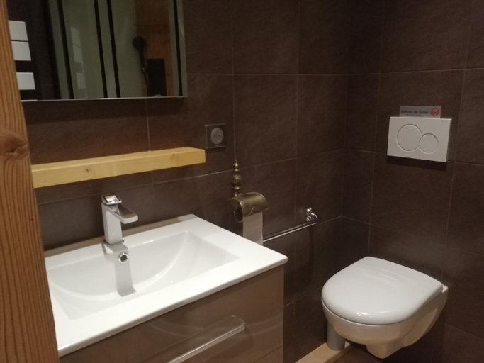Bathroom, Chalet Au Pont de Flon, Savoie
