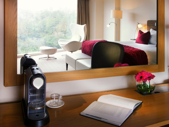 Bedroom 3, The River Lee Hotel a member of The Doyle Collection
