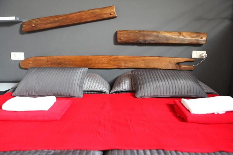 Bedroom 2, Albergue "ARANTZAKO ATERPEA", Navarra