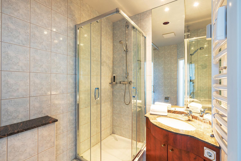 Bathroom 3, SEETELHOTEL Villa Waldesruh, Vorpommern-Greifswald