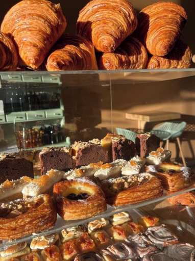 Food & Drinks 4, 239 High by Regional Escapes, South Barwon - Inner