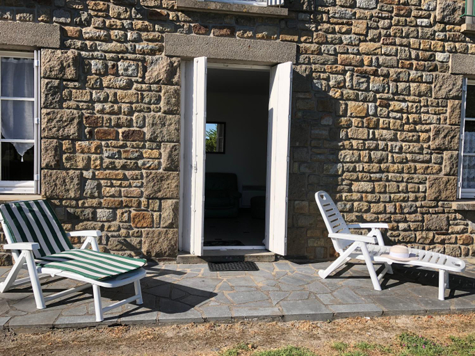 Others 4, Domaine de l'Aumone, Ille-et-Vilaine