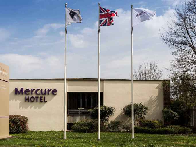 Exterior & Views 2, Mercure London Heathrow Hotel, London