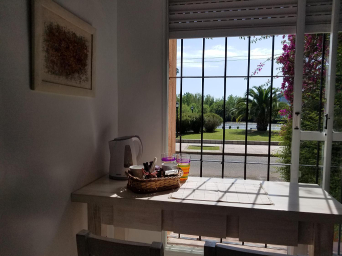 Others 3, Costa de Tigre, habitaciones, Tigre