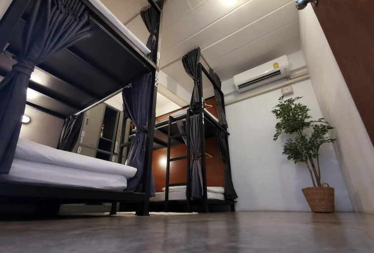 Bedroom 3, Apartment45 Hostel - Adults Only, Yannawa