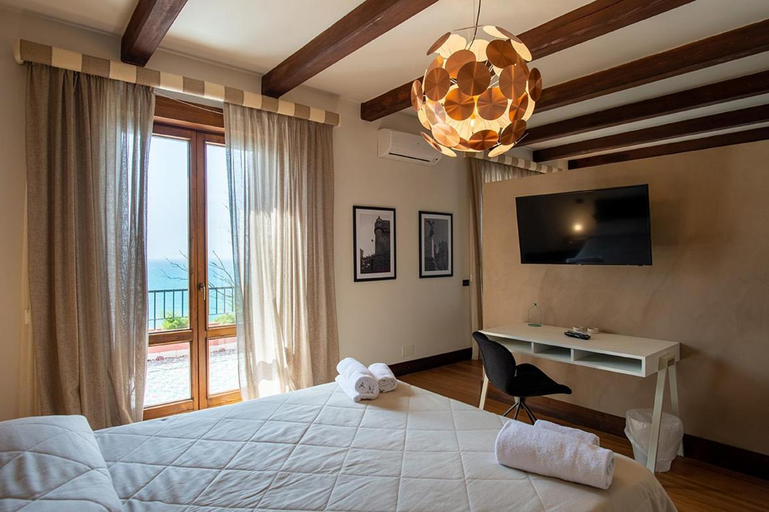 Bedroom 3, Casa Realia, Agrigento