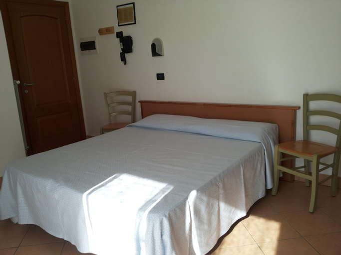 Bedroom 14