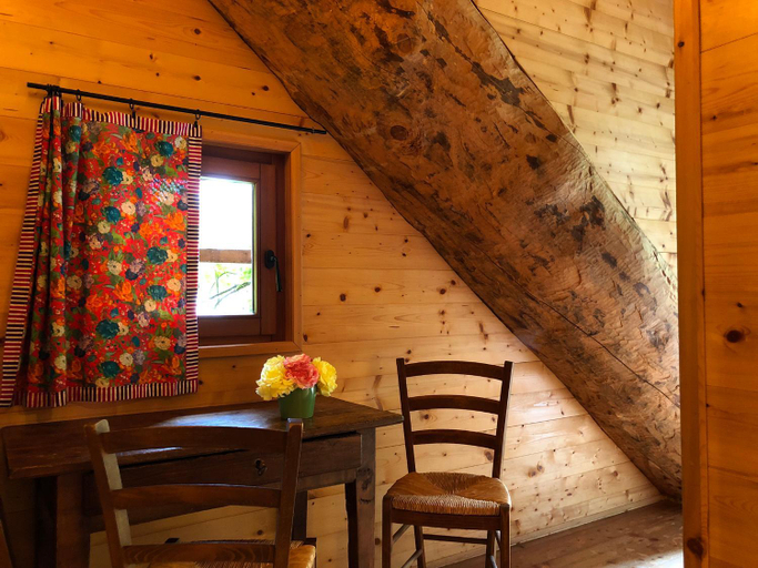 Dining Room 9