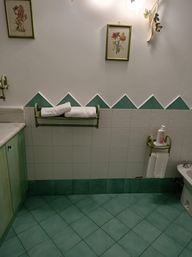 Bathroom 3, La scala di Athena, Agrigento