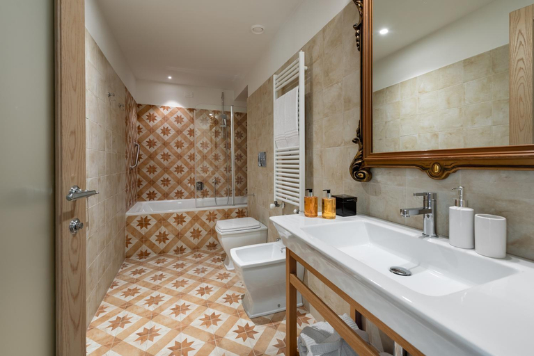 Bathroom 4, Corte Realdi Luxury Rooms Torino, Torino