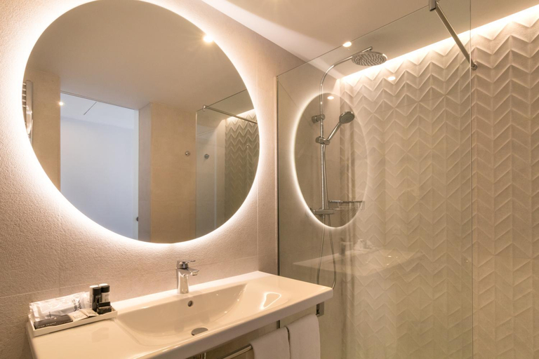 Bathroom 3, Cap Negret, Alicante