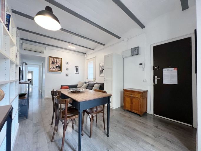 Others 5, Stay U-nique Apartment Legalitat, Barcelona