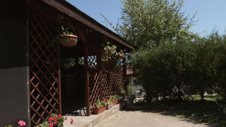 Others 3, Къща за гости АЛЛА, Byala