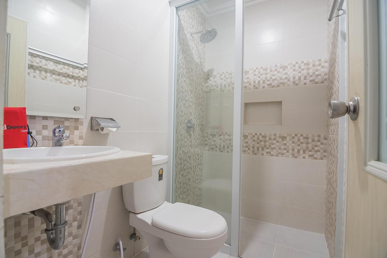 Bathroom 9