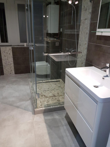 Bathroom 8