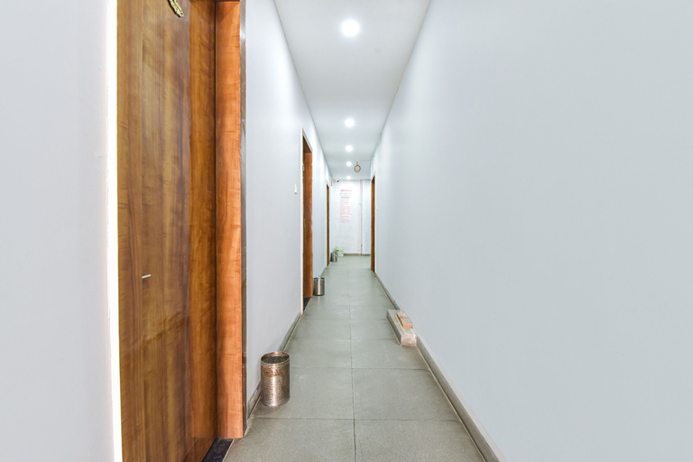 Others 5, Fabhotel Aaditya, Ujjain