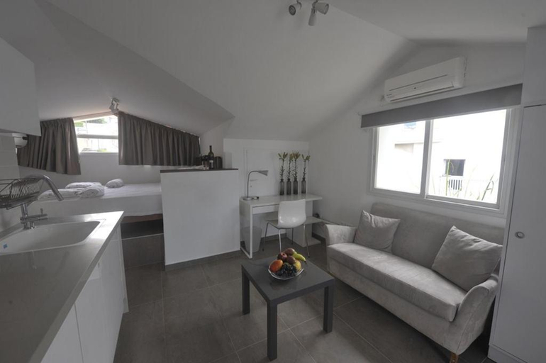 Others 3, Boutique Apartment "Facing the Sea"