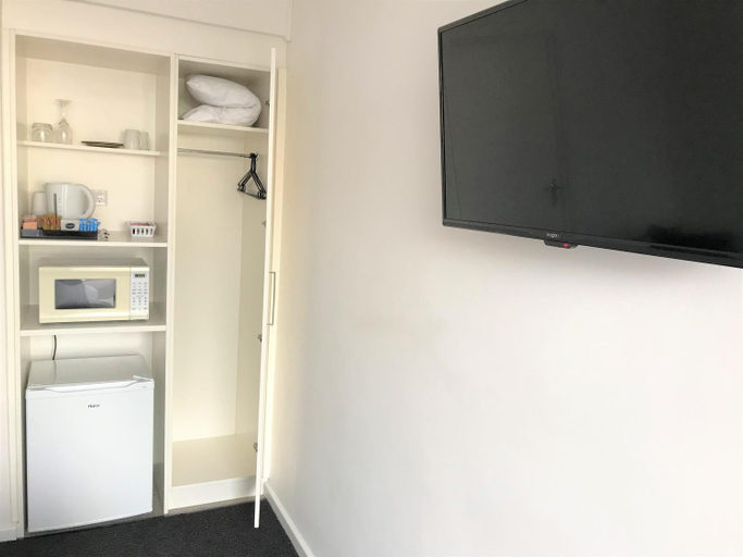 Dining Room 11
