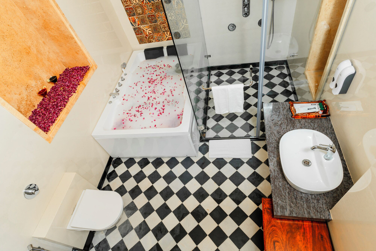 Bathroom 5, Hotel Durjay Garh, Jaisalmer