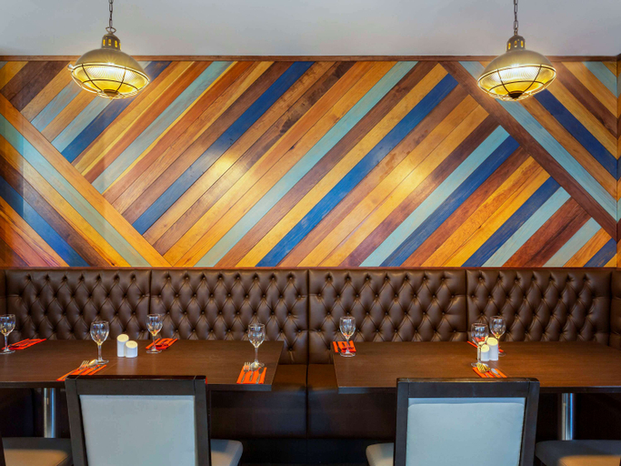 Food & Drinks 2, ibis Belfast Queens Quarter, Belfast