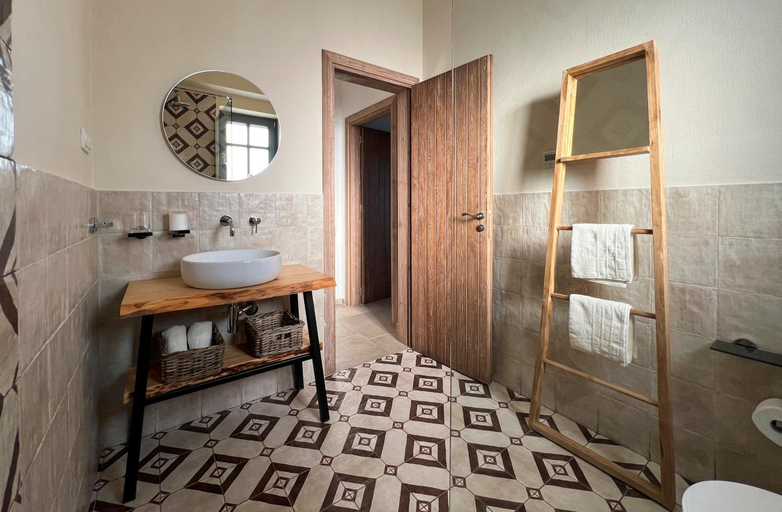 Bathroom 2, IONISO Boutique Hotel, Central Macedonia
