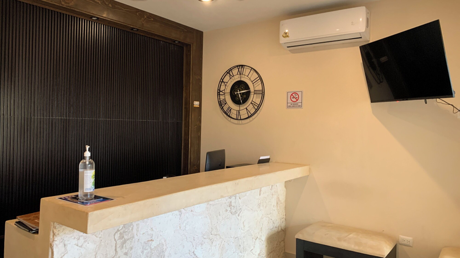 Others 4, Hotel Zibahun, Valladolid