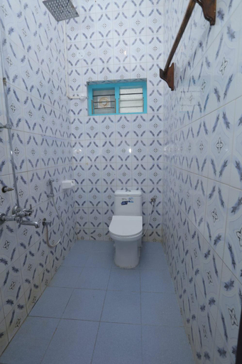 Bathroom 2, Sky Frame Beach Resort, Thiruvananthapuram