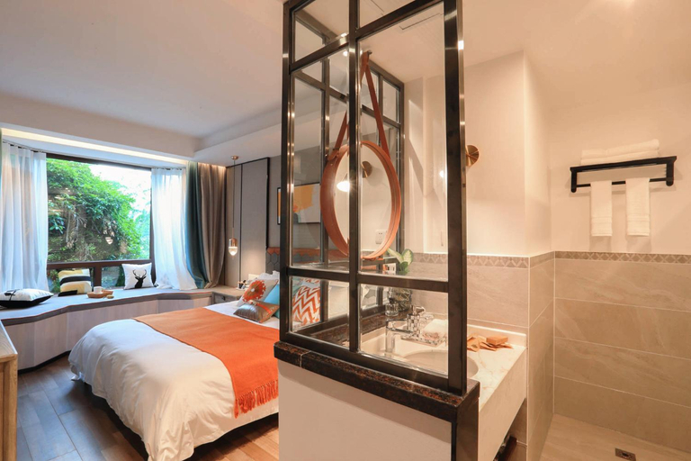 Bedroom 2, Li River Resort Villa Hotel, Guilin
