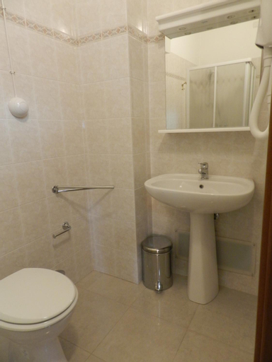 Bathroom 11