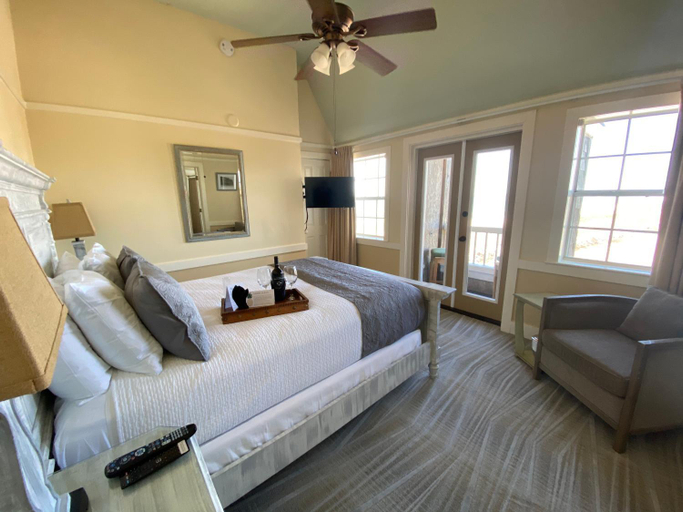Others 4, Henderson Park Inn, Okaloosa