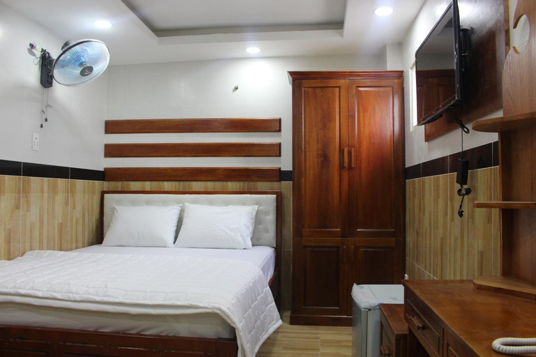 Bedroom 6