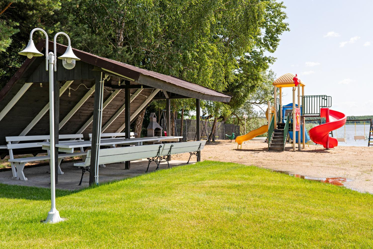 Others 5, Willa na wzgorzu, Giżycko