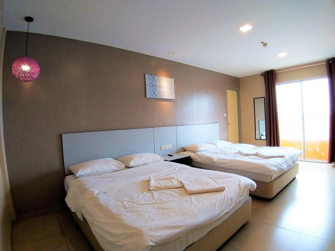 Bedroom 12