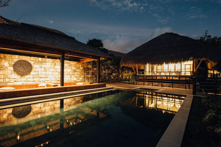 Swimming Pool 25