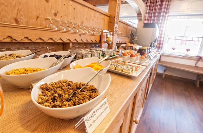 Food & Drinks, Garni Aurora Bed and Breakfast, Trento