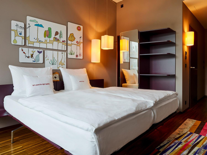 Bedroom 28