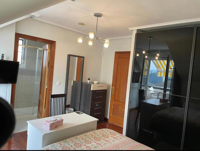 Others 4, Habitaciones en chalet con jardin, Cantabria