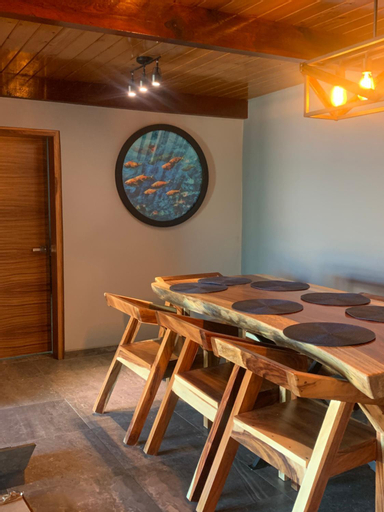 Dining Room 6
