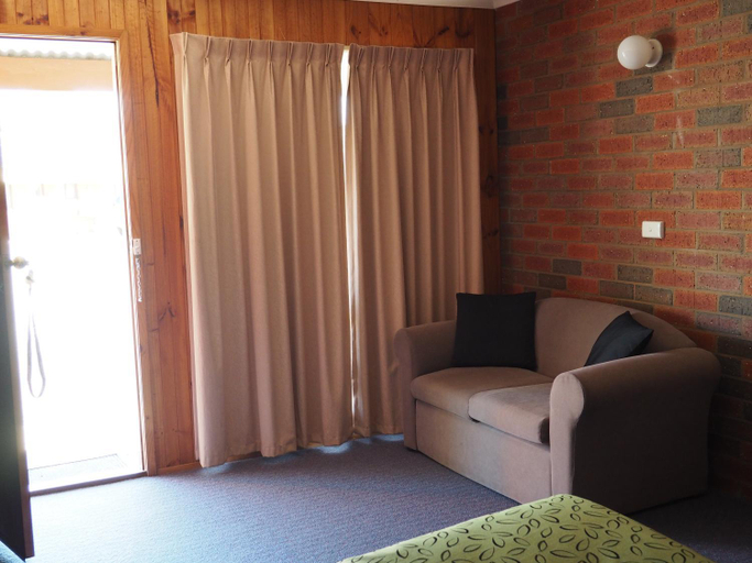 Others 4, Country Road Motel St Arnaud, N. Grampians - St Arnaud
