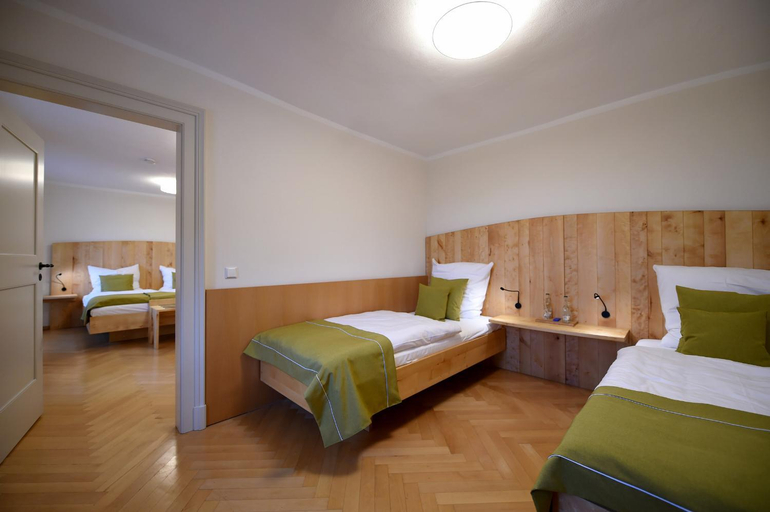 Bedroom 3, Kloster Frauenberg, Fulda