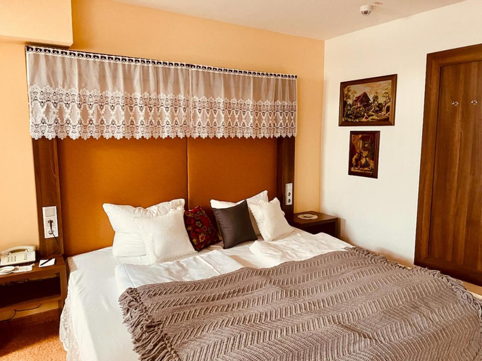 Bedroom 8
