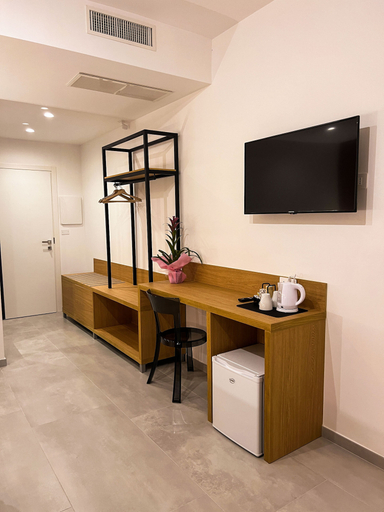 Others 4, Le camere del centro, Matera