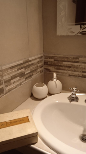 Bathroom 2, QHAWANA CABANAS & SUITES, Capital