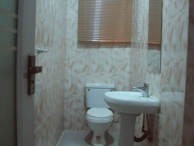 Bathroom 3, Vintage Homes, Eti-Osa