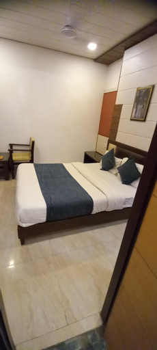 Bedroom 13
