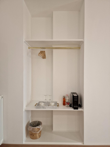 Others 5, Cuma Guesthouse, Rome